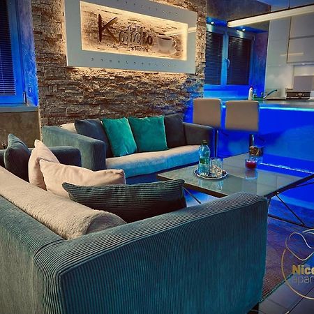 Nice Life - Luxury Apartment In The Old Town. Bratislava Exterior foto